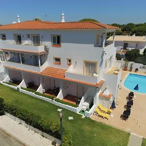 https://agua-marinha-hotel.hotelaalgarve.com