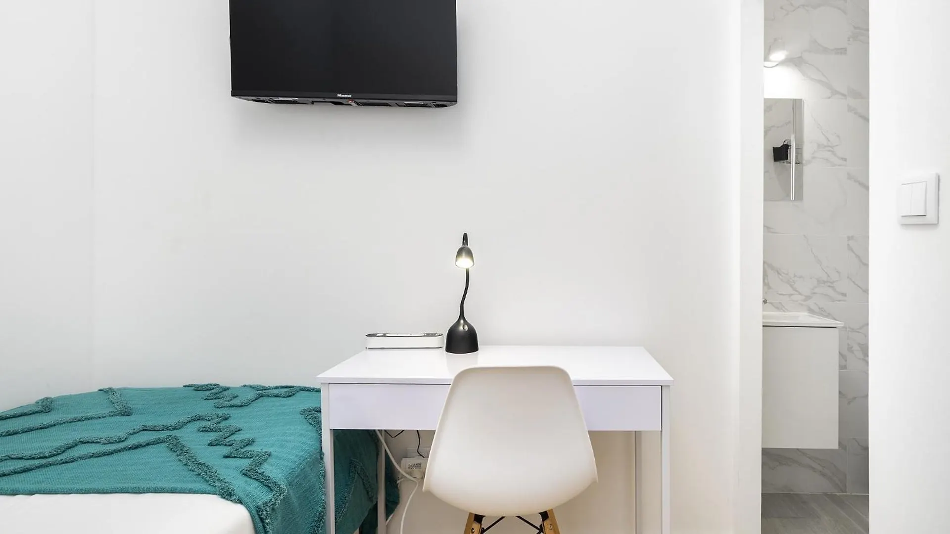 Whome Smart Living Hub, Designer Spaces For Digital Nomads & Remote Workers Lisbon Guest house